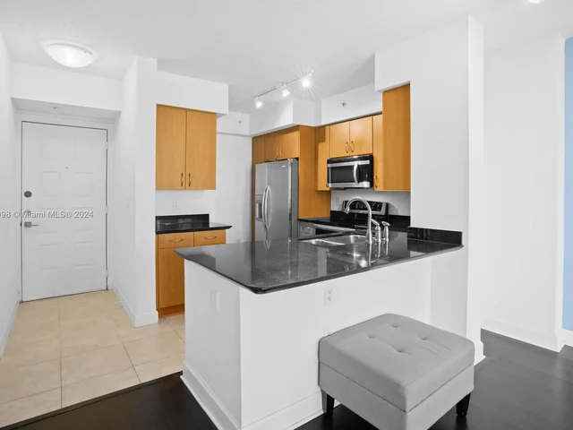 1830 Radius Dr # 822, Hollywood FL 33020