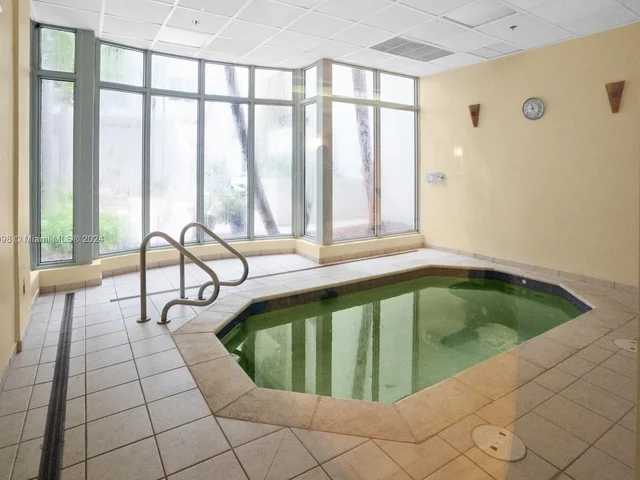 1830 Radius Dr # 822, Hollywood FL 33020