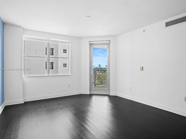 1830 Radius Dr # 822, Hollywood FL 33020