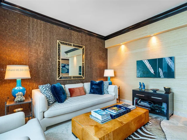 300 S Pointe Dr # 1604, Miami Beach FL 33139