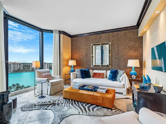 300 S Pointe Dr # 1604, Miami Beach FL 33139