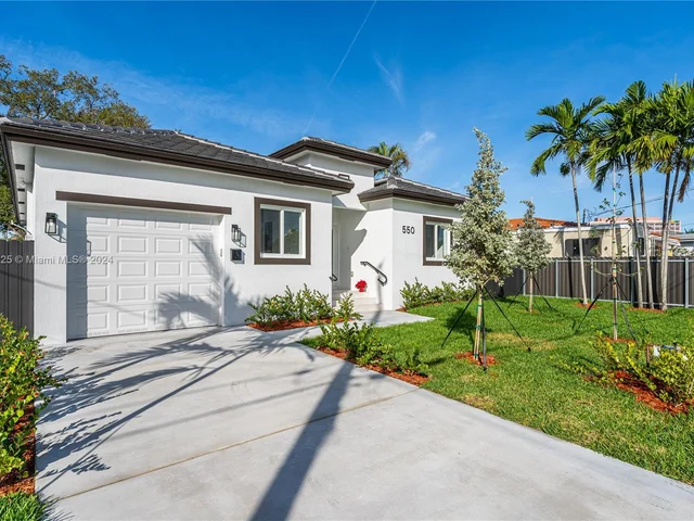 550 NW 58th Ct, Miami FL 33126
