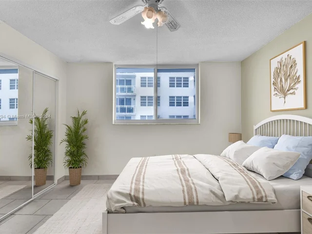 6969 Collins Ave # 412, Miami Beach FL 33141