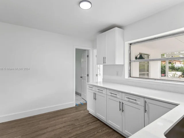 3413 SW 12th Pl, Fort Lauderdale FL 33312