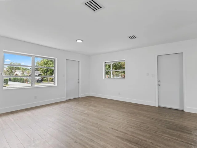 3413 SW 12th Pl, Fort Lauderdale FL 33312