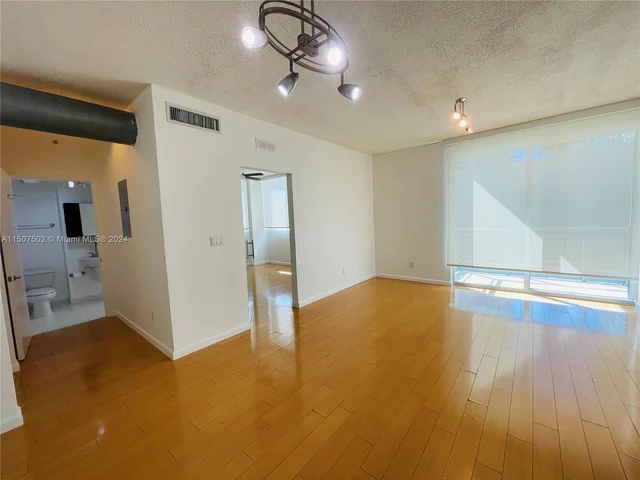 690 SW 1st Ct # 1030, Miami FL 33130