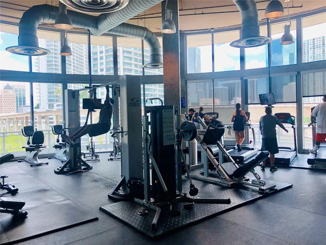 690 SW 1st Ct # 1030, Miami FL 33130