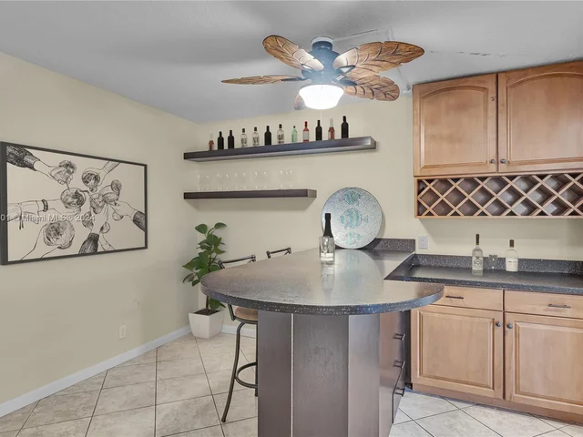 1340 NE 28th Ave # 143, Pompano Beach FL 33062