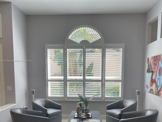 126 Coral Cay Dr, Palm Beach Gardens FL 33418