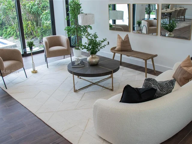 1510 SW 15th St, Miami FL 33145