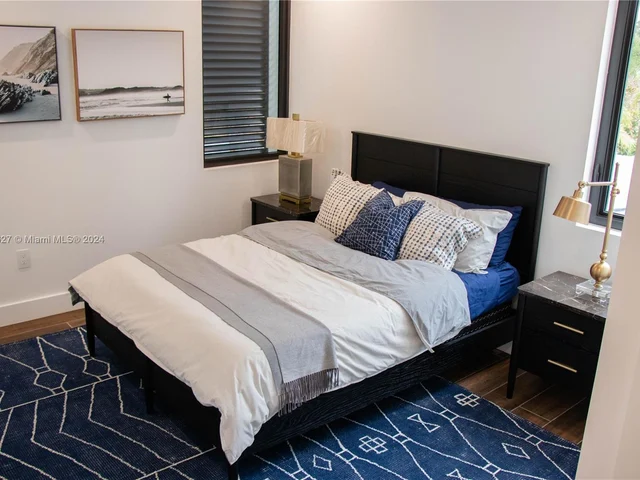 1510 SW 15th St, Miami FL 33145