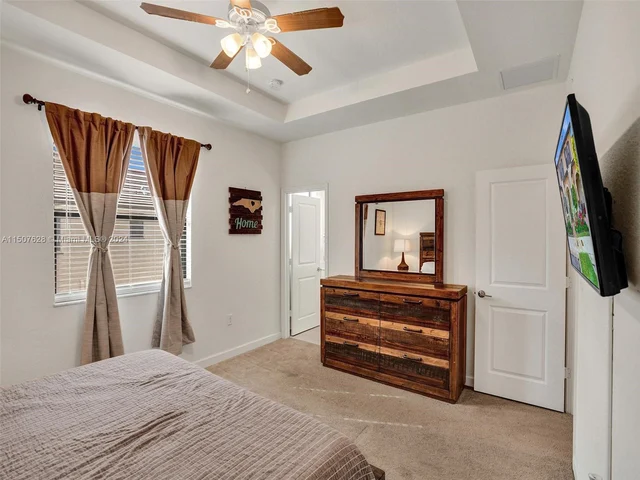 3422 W 112th Pl, Hialeah FL 33018