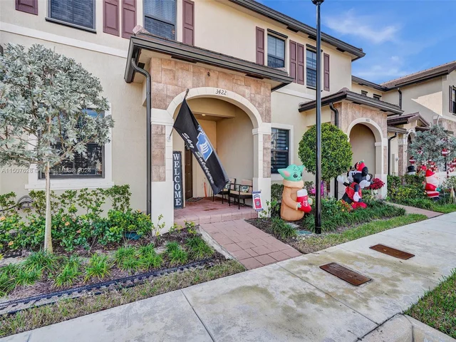 3422 W 112th Pl, Hialeah FL 33018