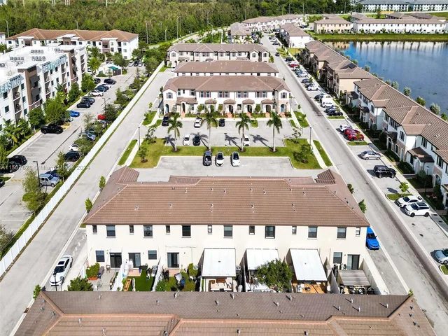 3422 W 112th Pl, Hialeah FL 33018