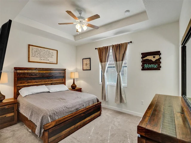 3422 W 112th Pl, Hialeah FL 33018