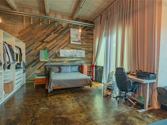 1749 NE Miami Ct # 207, Miami FL 33132