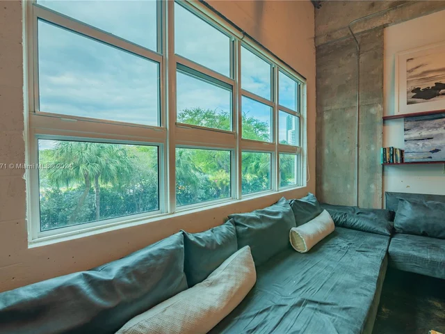 1749 NE Miami Ct # 207, Miami FL 33132