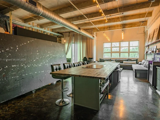 1749 NE Miami Ct # 207, Miami FL 33132