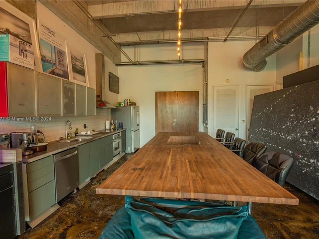 1749 NE Miami Ct # 207, Miami FL 33132