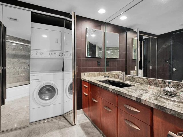 16485 Collins Ave # 1236, Sunny Isles Beach FL 33160