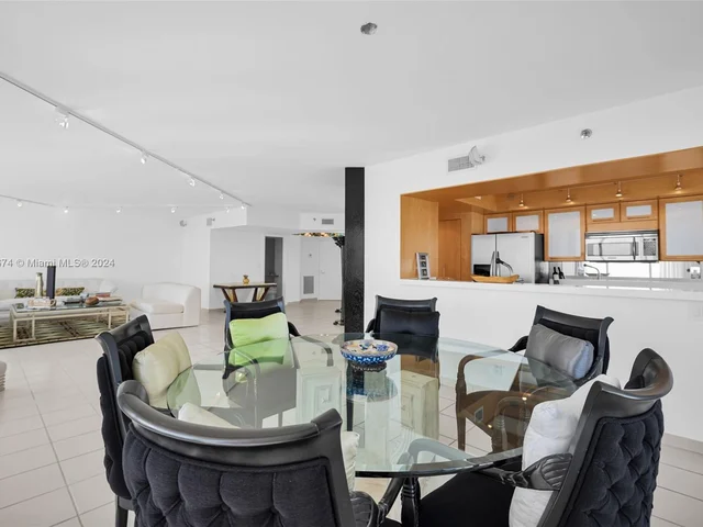 16485 Collins Ave # 1236, Sunny Isles Beach FL 33160