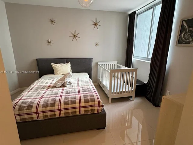 488 NE 18th St # 301, Miami FL 33132