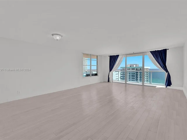 3800 S Ocean Dr # 1720, Hollywood FL 33019