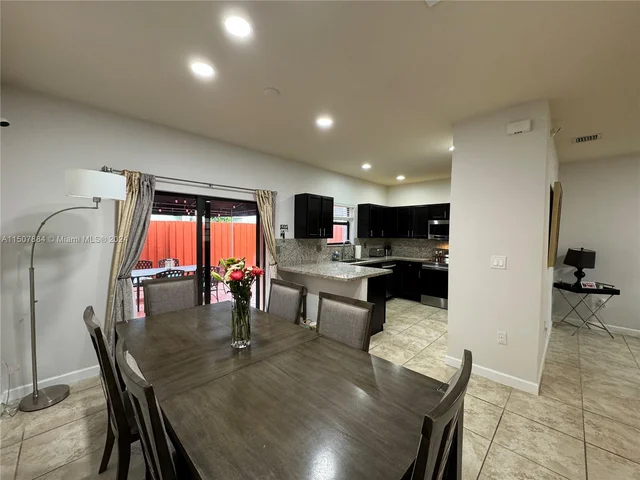 342 NE 37th Ave, Homestead FL 33033