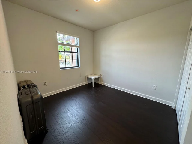 342 NE 37th Ave, Homestead FL 33033