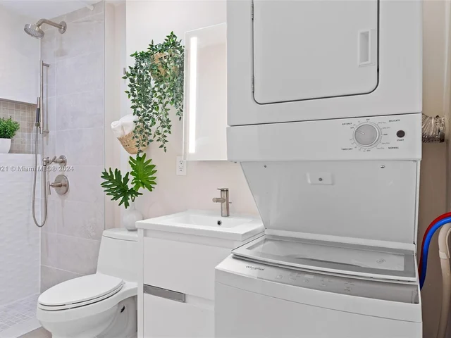 1341 Meridian Ave # 105, Miami Beach FL 33139