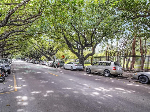 1341 Meridian Ave # 105, Miami Beach FL 33139