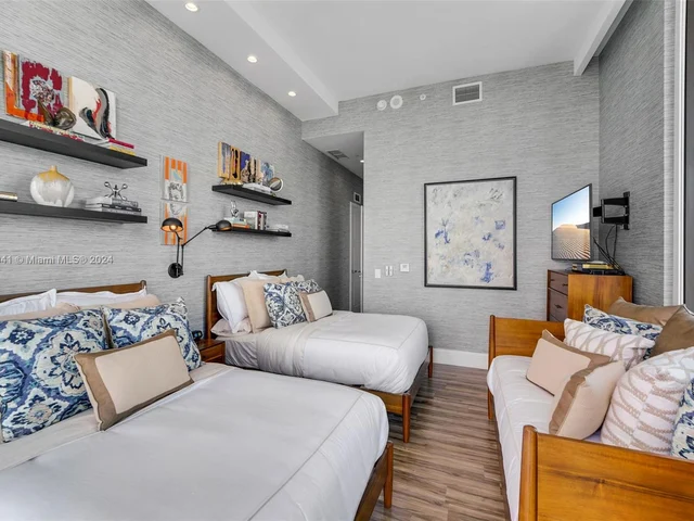 480 NE 31st St, Miami FL 33137