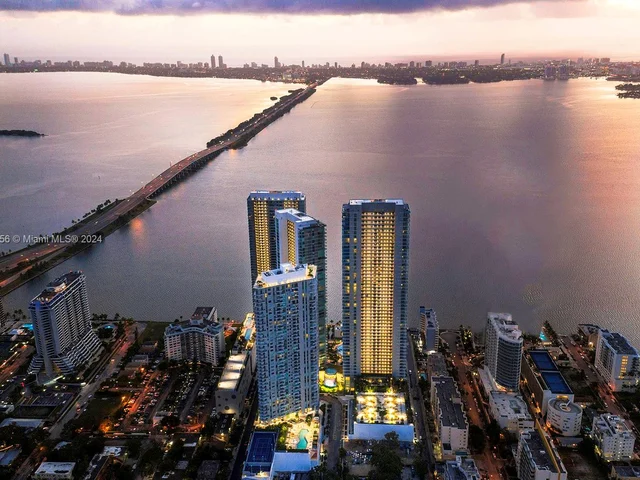 650 NE 32nd St # 3803, Miami FL 33137