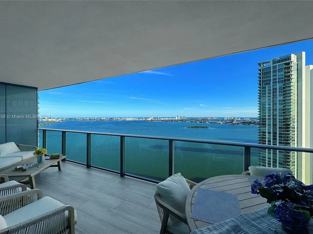 650 NE 32nd St # 3803, Miami FL 33137