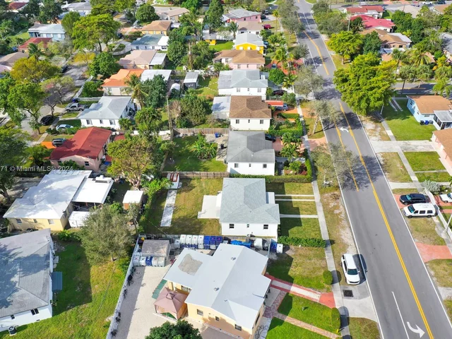 1980 NE 159th St, North Miami Beach FL 33162