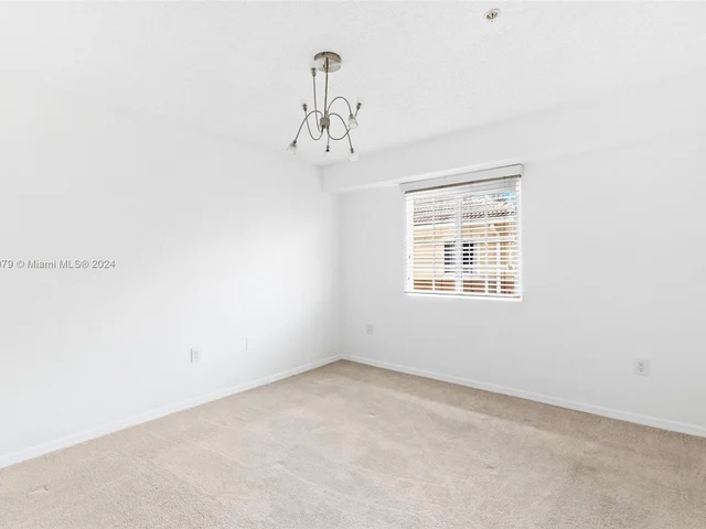 2831 NE 185th St # 604, Aventura FL 33180