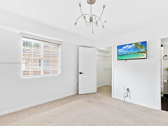 2831 NE 185th St # 604, Aventura FL 33180