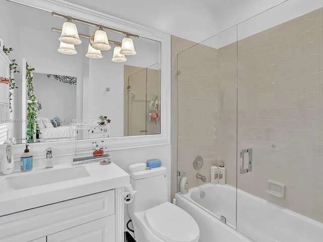 6356 NW 25th Way, Boca Raton FL 33496