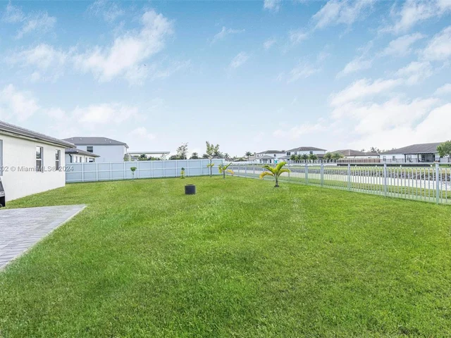 19080 SW 133rd Ct, Miami FL 33177