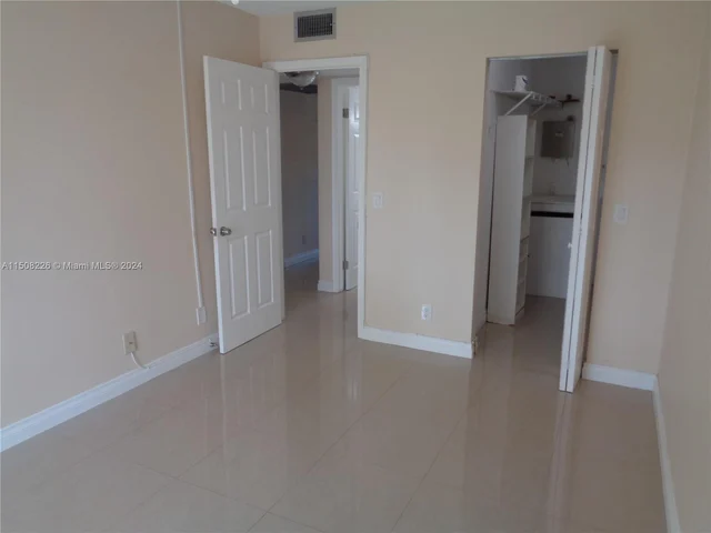 13450 SW 3rd St # 113D, Pembroke Pines FL 33027