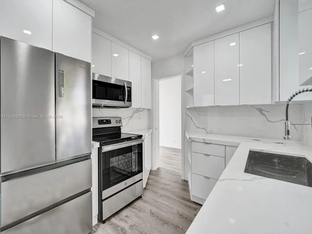 3831 NW 4th Ct, Lauderhill FL 33311