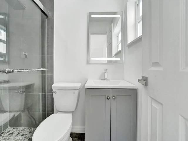 3831 NW 4th Ct, Lauderhill FL 33311