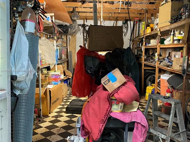 7325 SW 80th St, Miami FL 33143