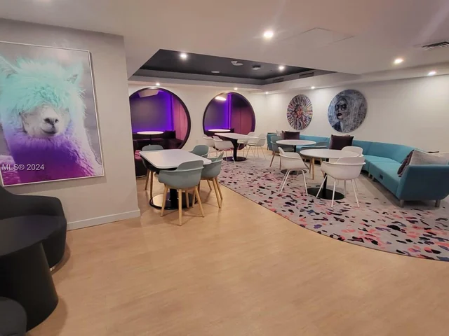 227 NE 2nd Street # 2907, Miami FL 33132