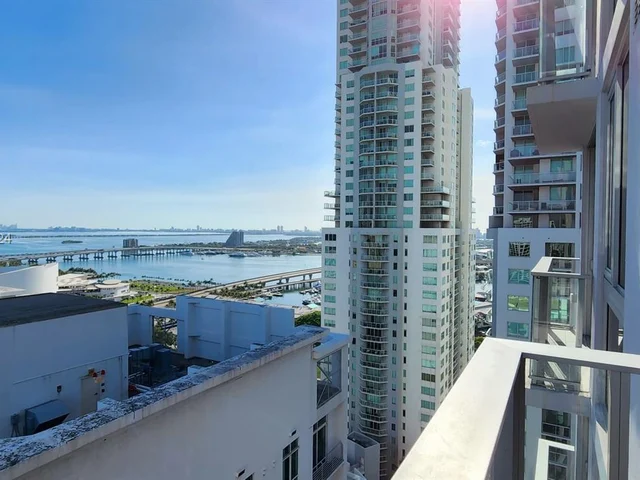 227 NE 2nd Street # 2907, Miami FL 33132