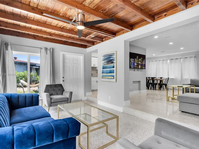 75 NW 144th St, Miami FL 33168