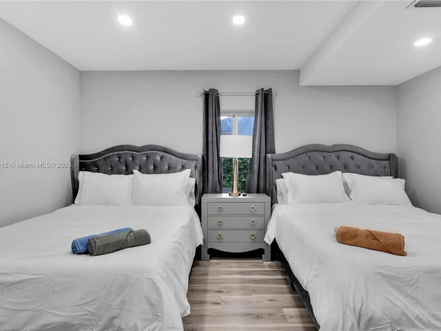 75 NW 144th St, Miami FL 33168