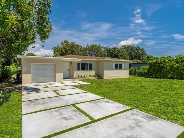 75 NW 144th St, Miami FL 33168