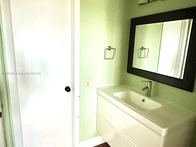 9330 Lime Bay Blvd # 108, Tamarac FL 33321