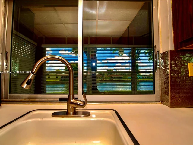 9330 Lime Bay Blvd # 108, Tamarac FL 33321